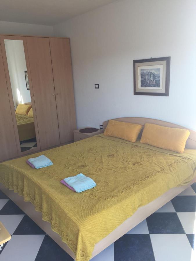 Lipovac Resort Ficus Bilice Eksteriør bilde