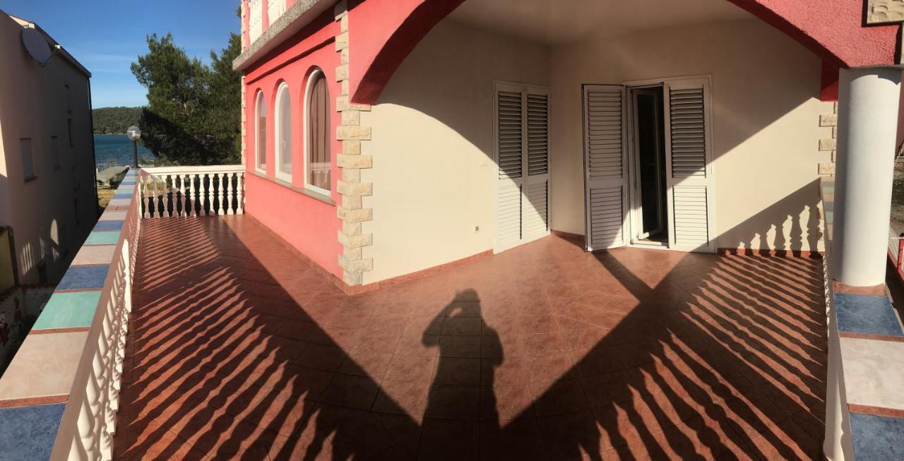 Lipovac Resort Ficus Bilice Eksteriør bilde